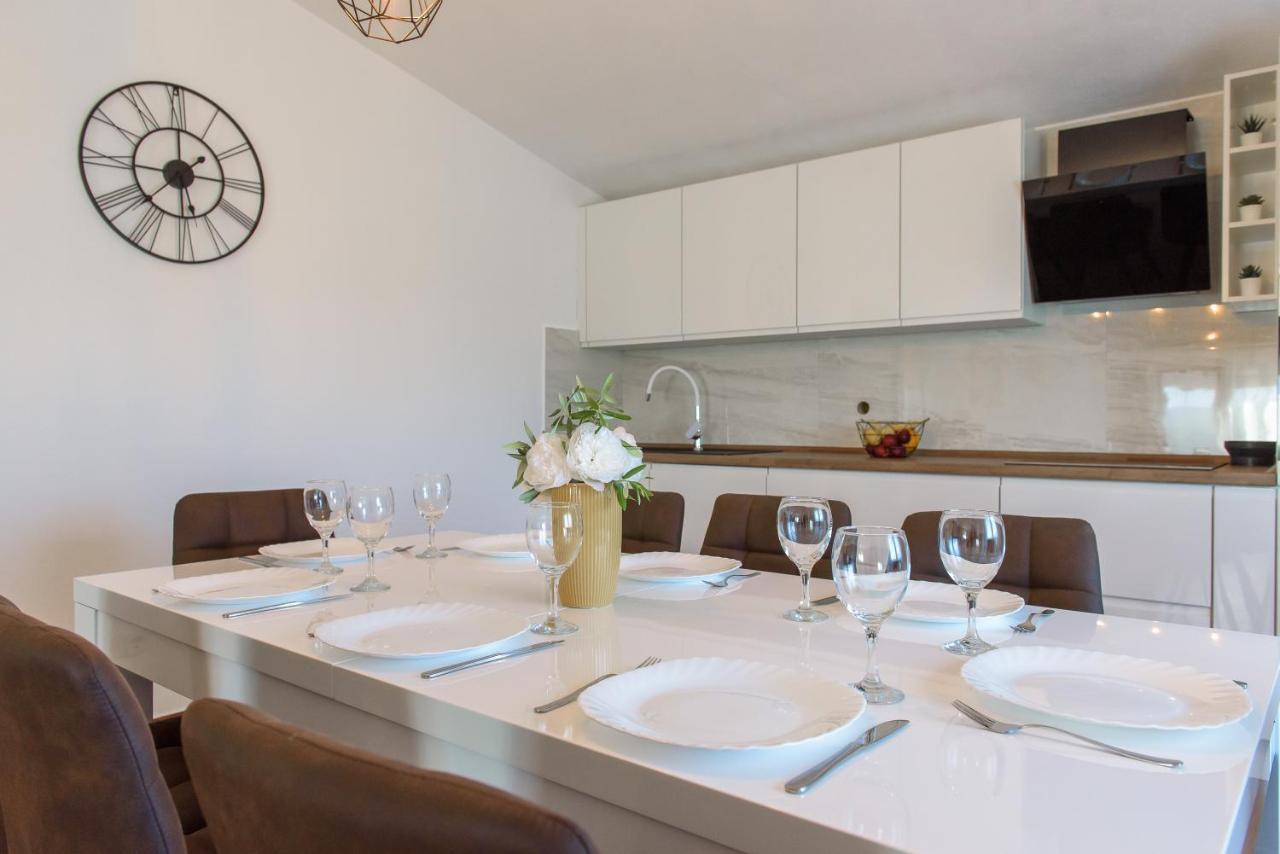 Poolincluded - Holiday Home Maslina Lisane Ostrovicke Zewnętrze zdjęcie