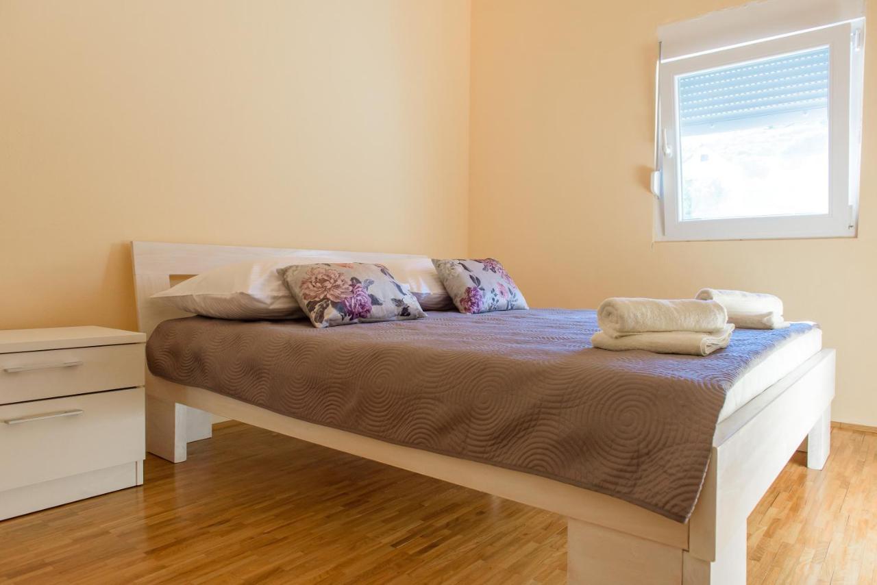 Poolincluded - Holiday Home Maslina Lisane Ostrovicke Zewnętrze zdjęcie