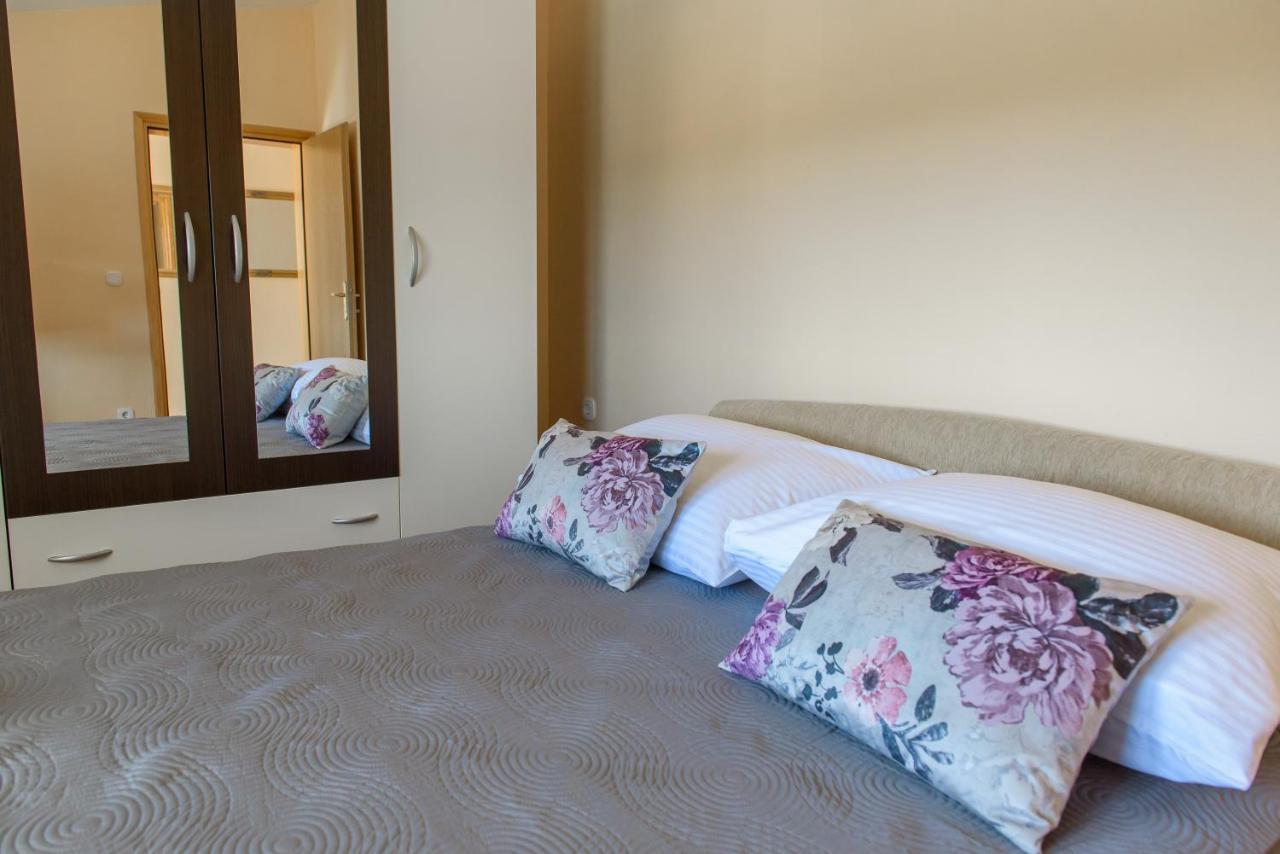 Poolincluded - Holiday Home Maslina Lisane Ostrovicke Zewnętrze zdjęcie